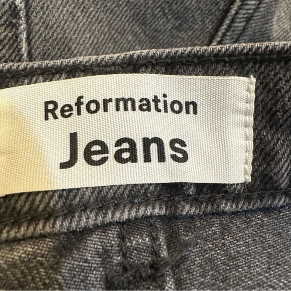 Reformation Charlie High Rise Jean Short in Havana Wash Size 27 - Picture 8 of 13